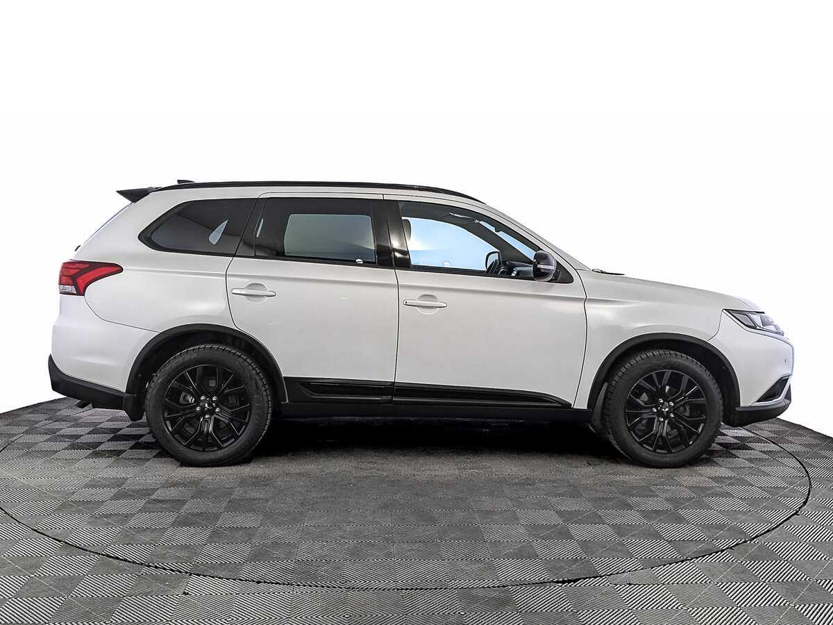 Mitsubishi Outlander, 2022 - 47 755 км. | Фото №4