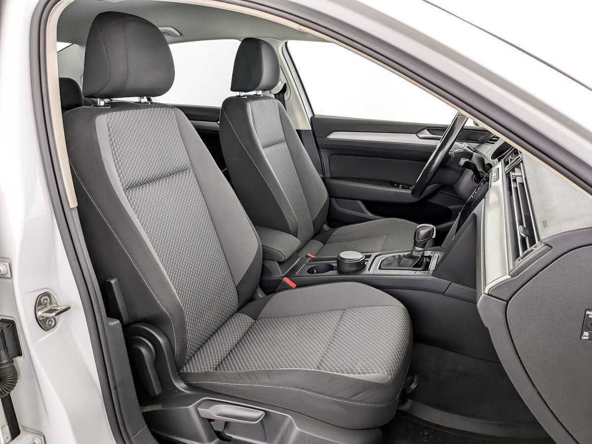 Volkswagen Passat, 2016 Фото №21