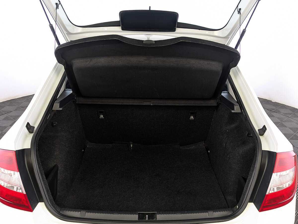 Skoda Rapid, 2017 Фото №10