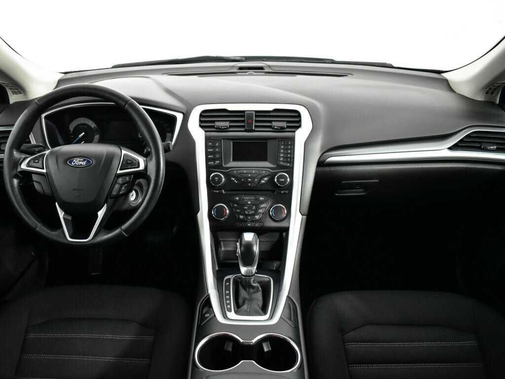 Ford Mondeo, 2017 Фото №12