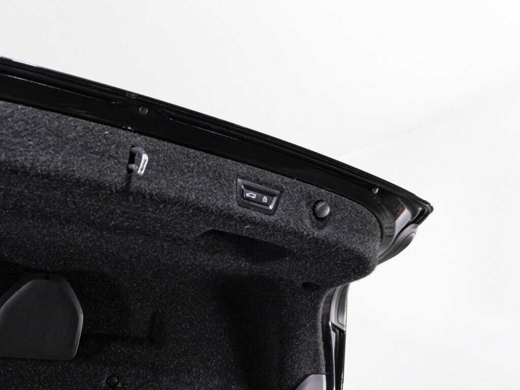 BMW 5 серии 520d xDrive, 2017 Фото №16