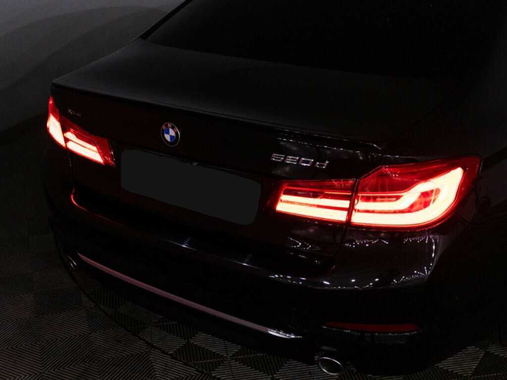 BMW 5 серии 520d xDrive, 2017 Фото №25