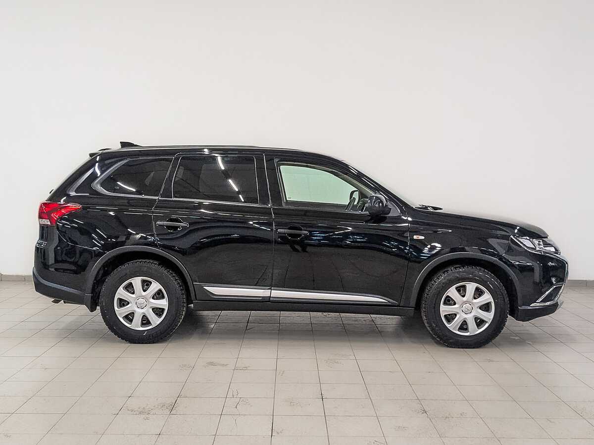 Mitsubishi Outlander, 2018 - 71 221 км. | Фото №4