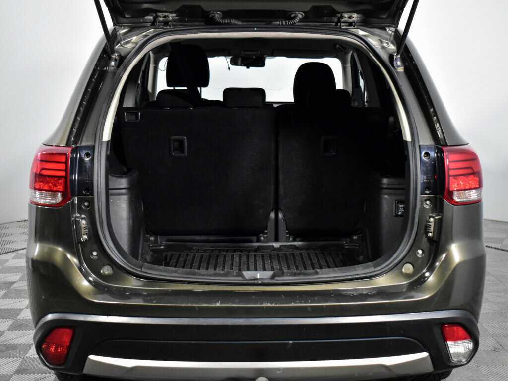Mitsubishi Outlander, 2017 Фото №19