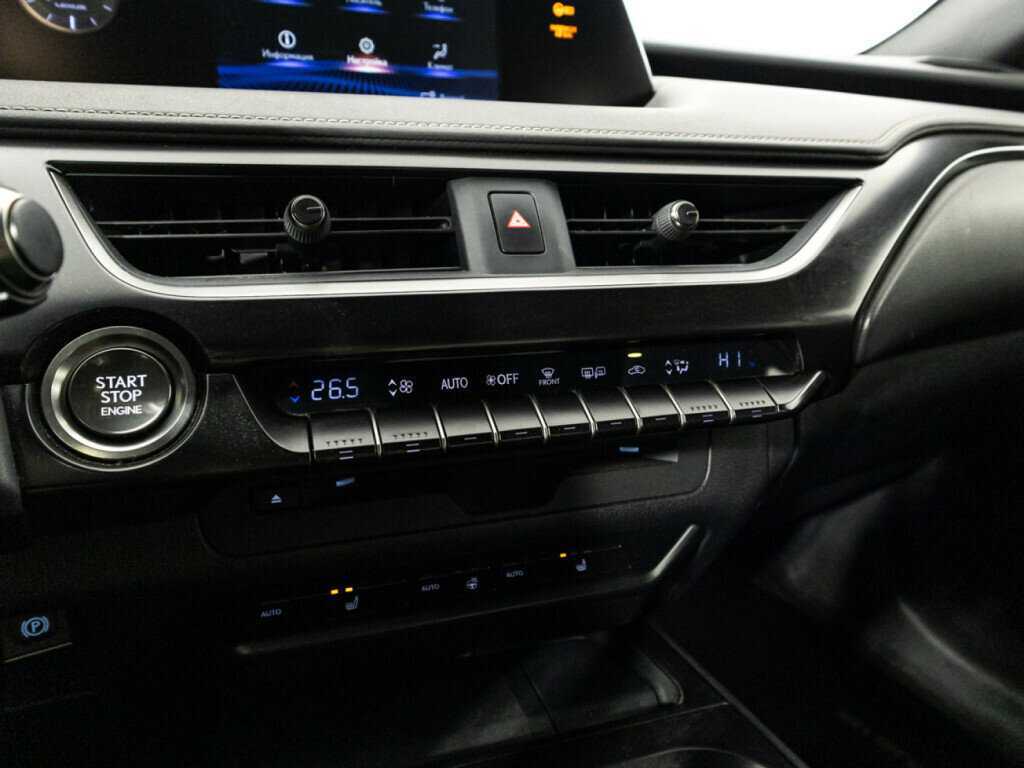 Lexus UX 200, 2019 Фото №17