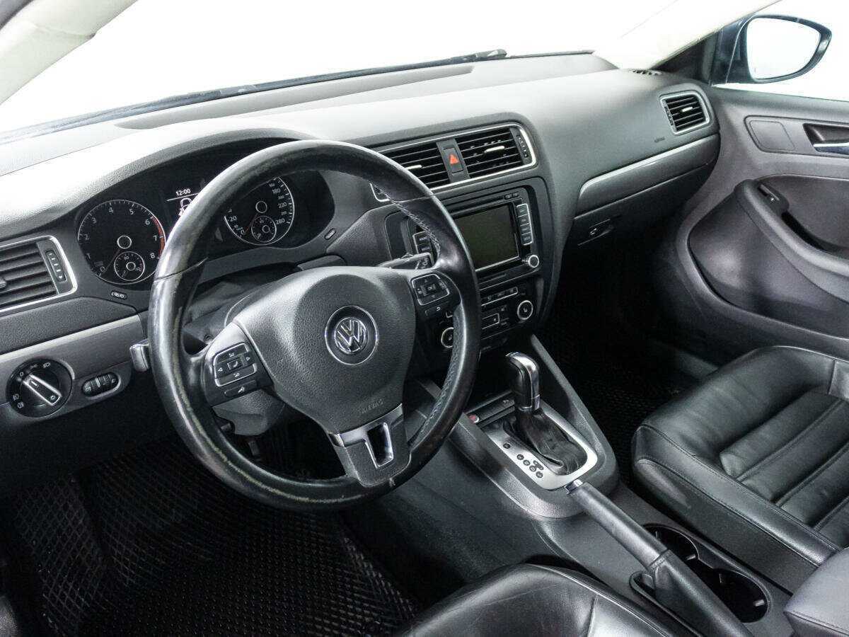 Volkswagen Jetta, 2012 Фото №11