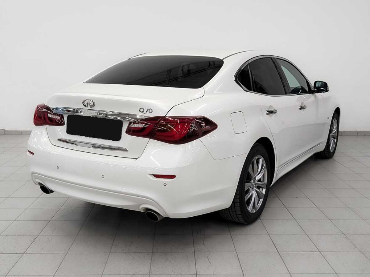 Infiniti Q70, 2016 - 88 021 км. | Фото №5