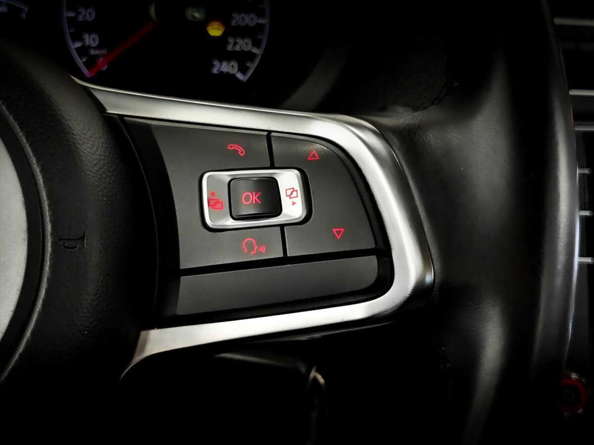 Volkswagen Polo, 2018 Фото №27