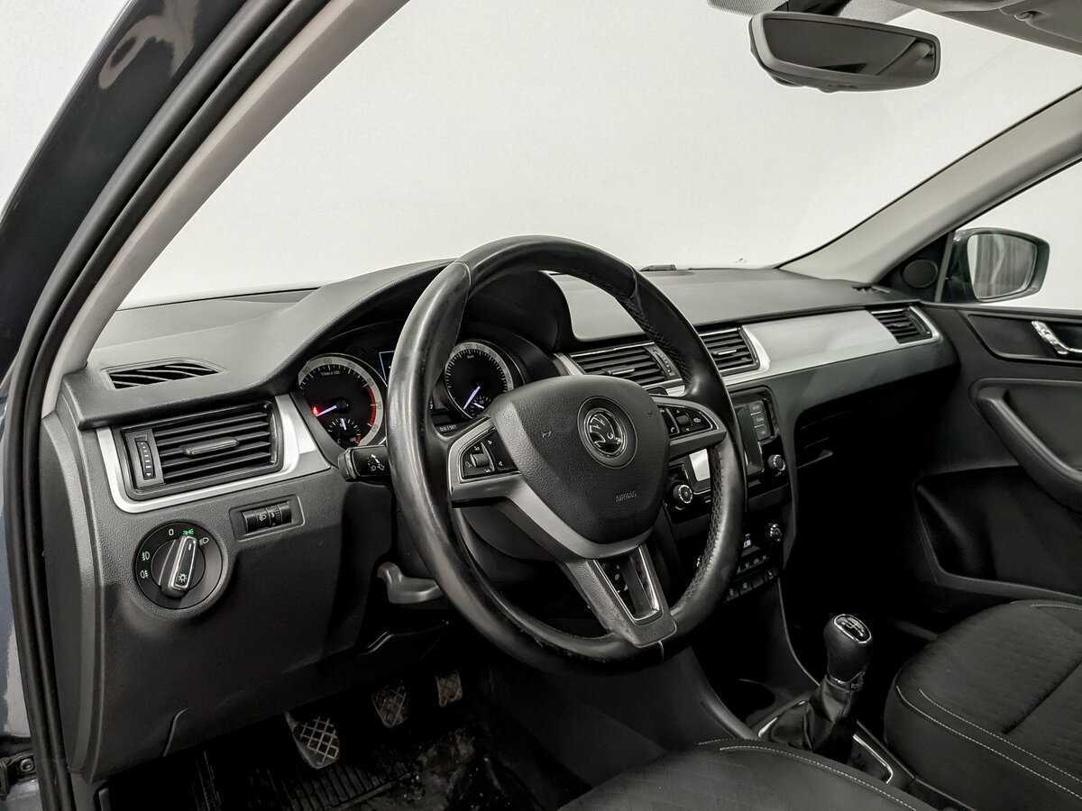 Skoda Rapid, 2016 Фото №16