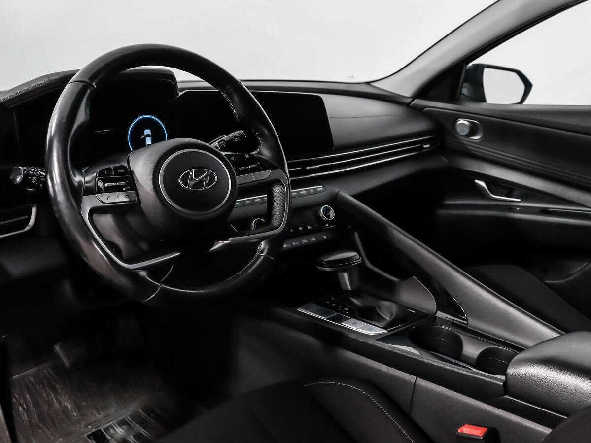 Hyundai Elantra, 2021 Фото №9