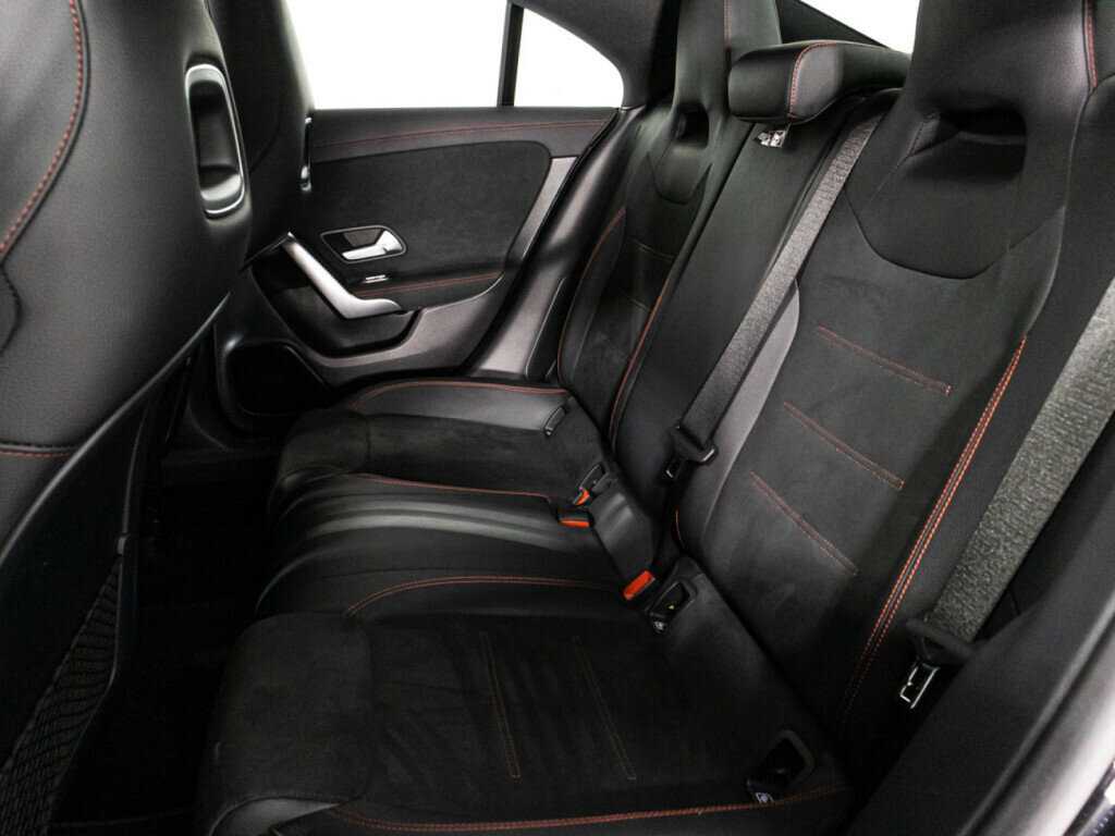 Mercedes-Benz CLA 200, 2020 Фото №10