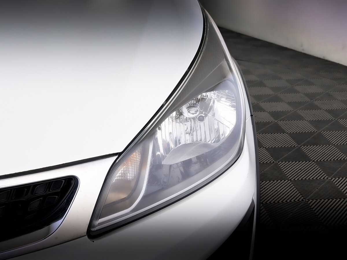 Kia Rio X-Line, 2019 Фото №17