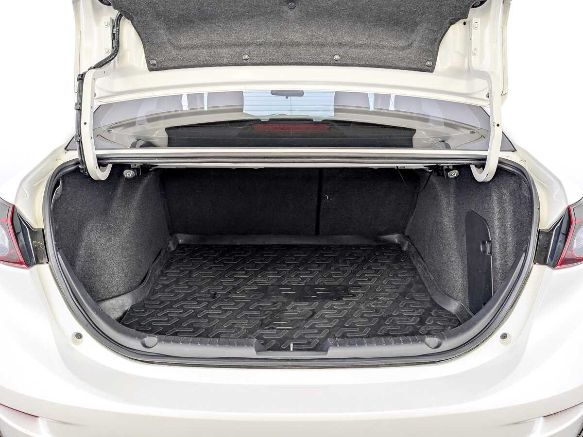 Mazda 3, 2015 Фото №10