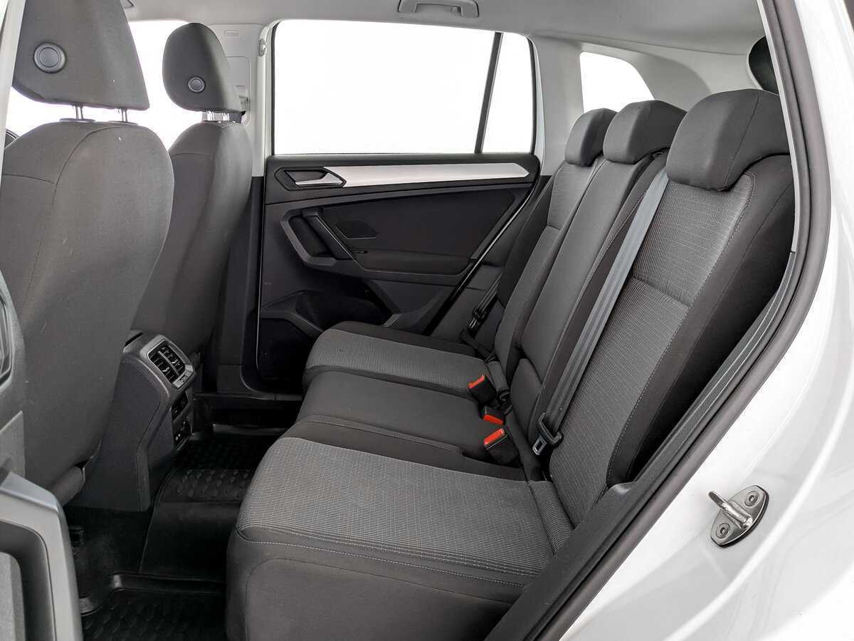 Volkswagen Tiguan, 2021 Фото №12