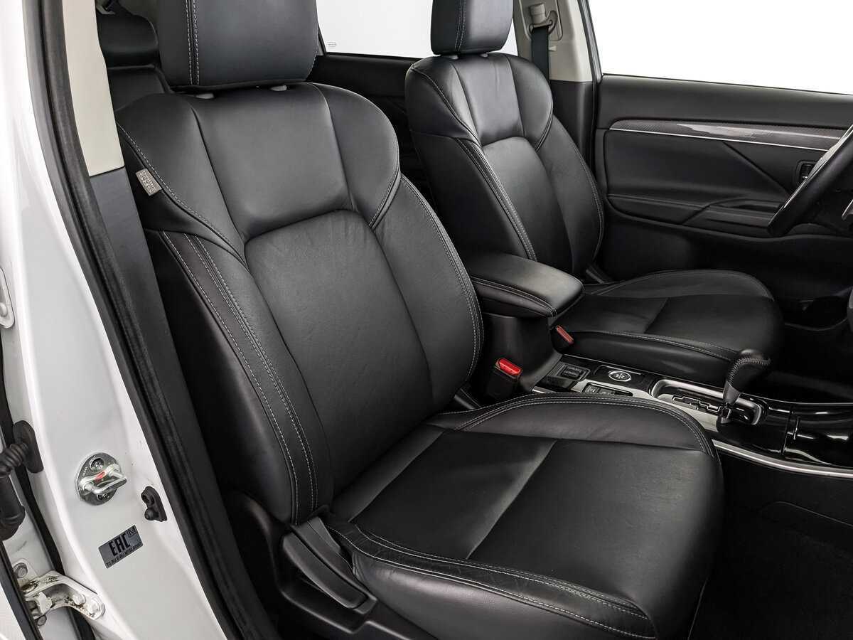 Mitsubishi Outlander, 2021 Фото №21