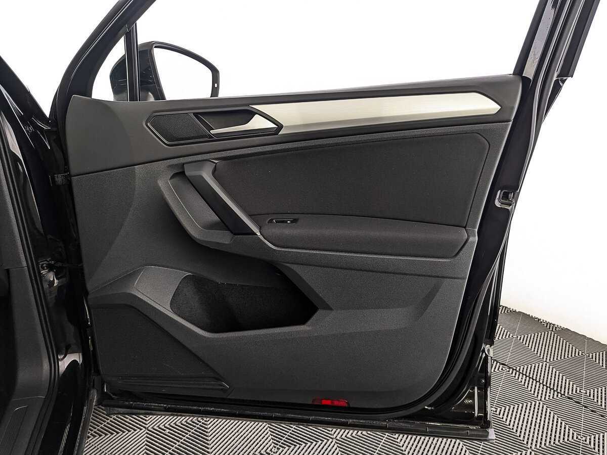 Volkswagen Tiguan, 2021 Фото №25