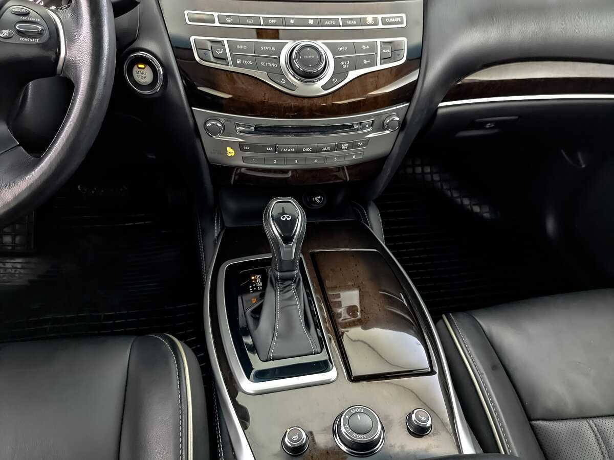 Infiniti QX60, 2017 Фото №24