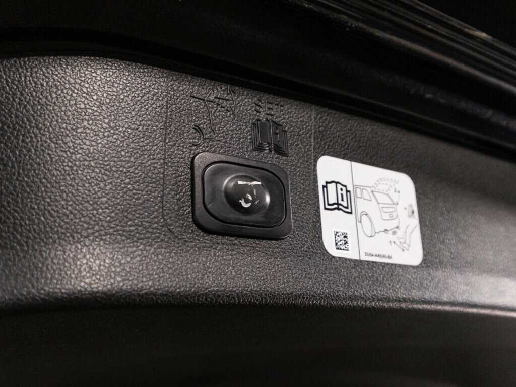 Ford Kuga, 2017 Фото №16