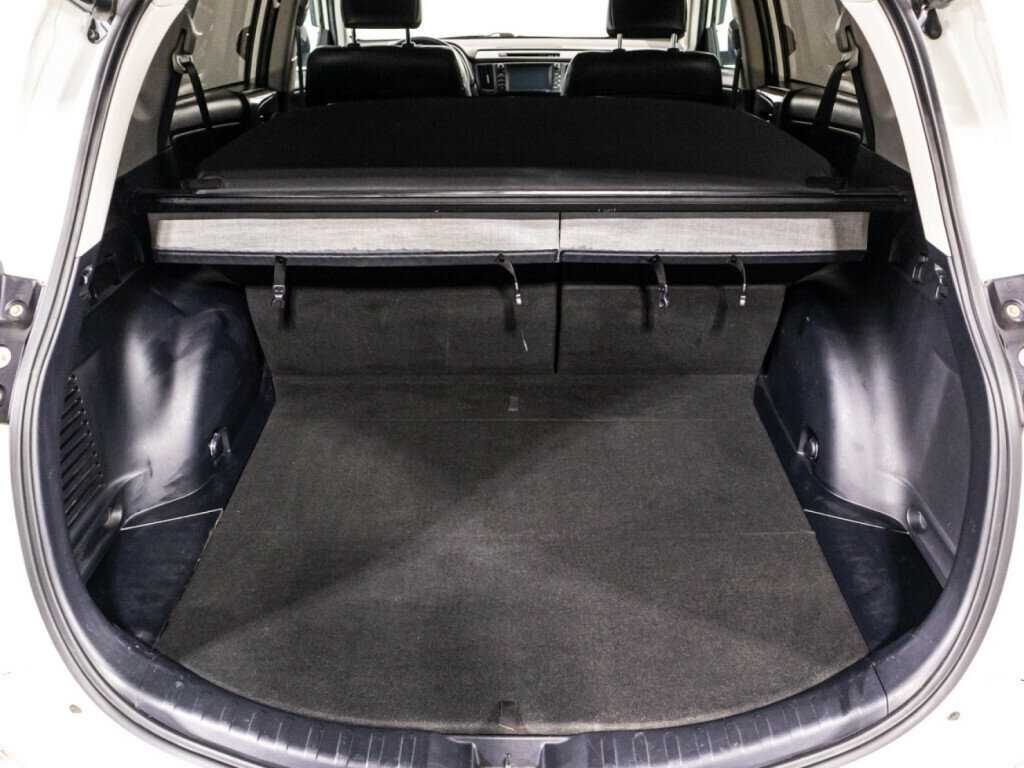 Toyota RAV4, 2017 Фото №15