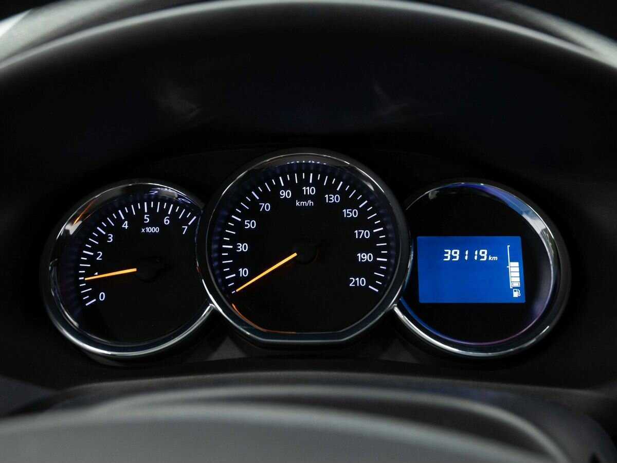 Renault Logan, 2018 Фото №18