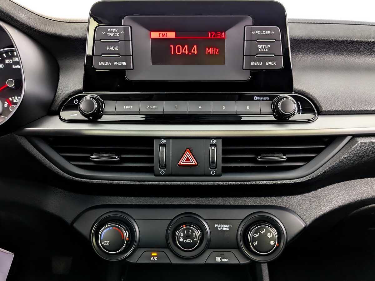 Kia Cerato, 2021 Фото №15