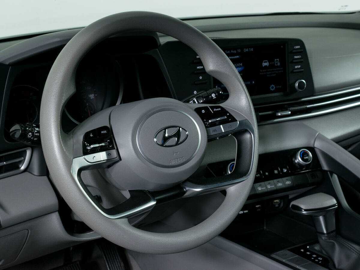 Hyundai Elantra, 2021 Фото №12