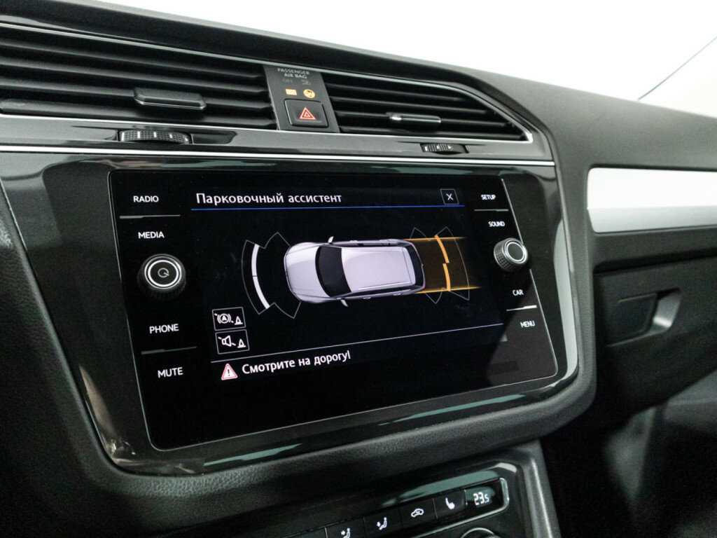Volkswagen Tiguan, 2019 Фото №17