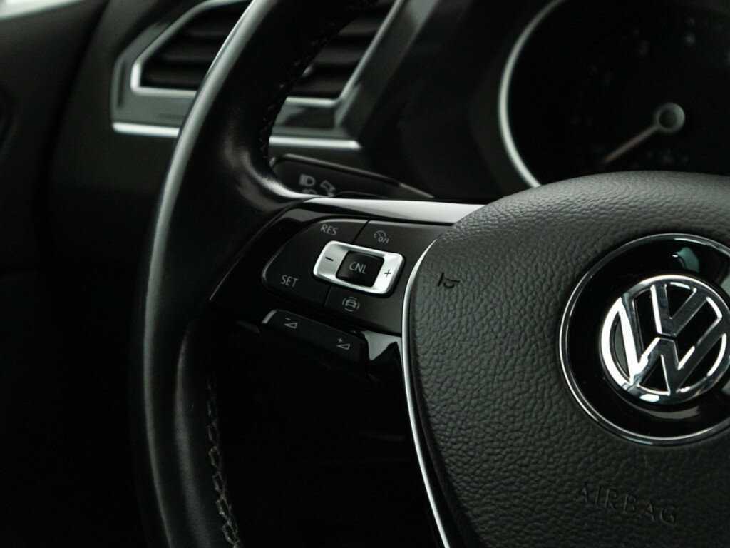 Volkswagen Tiguan, 2019 Фото №22