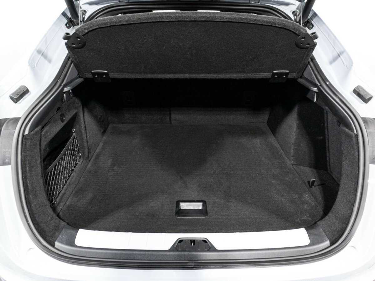 Geely Tugella, 2022 Фото №15