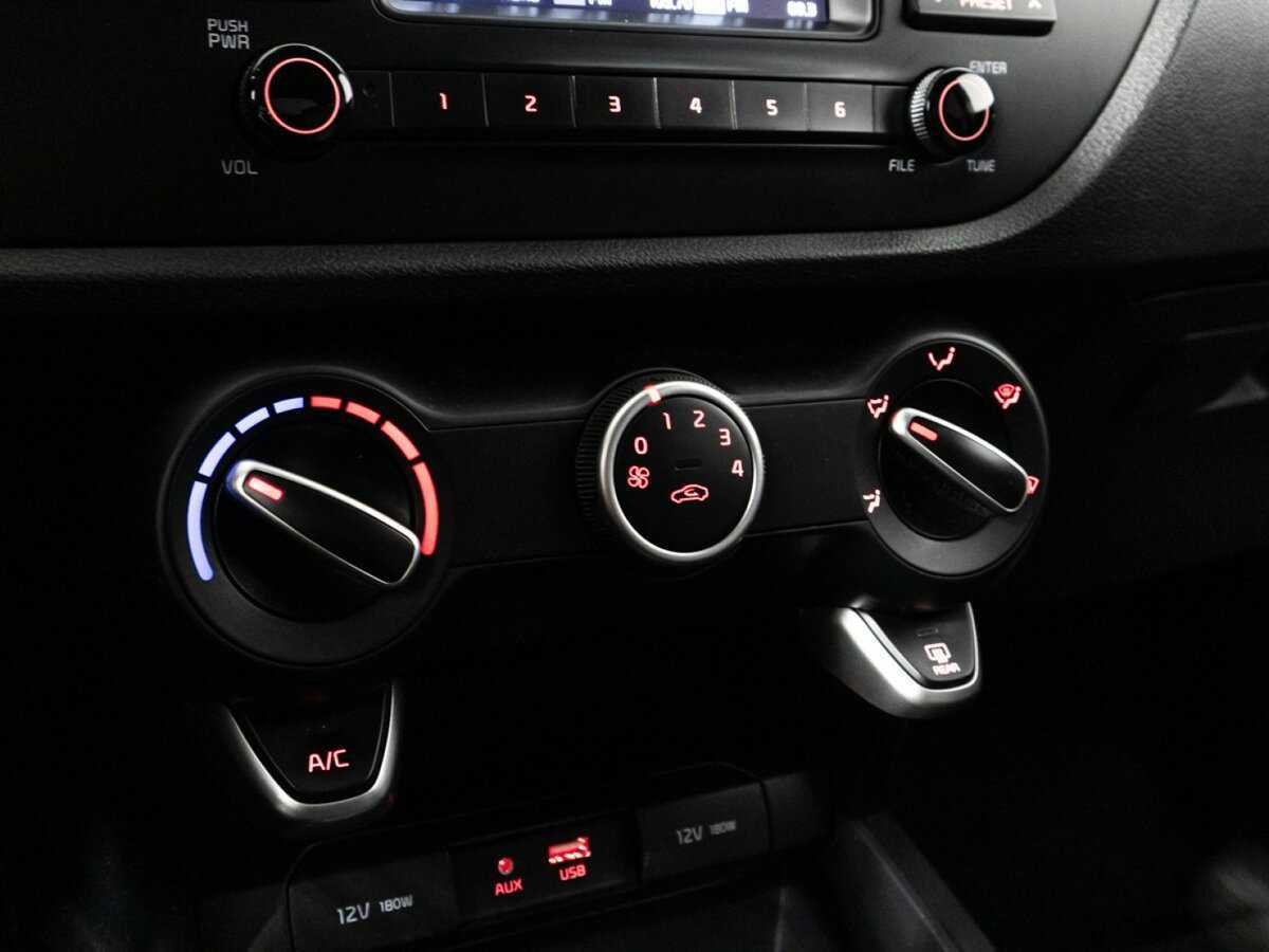 Kia Rio, 2020 Фото №18