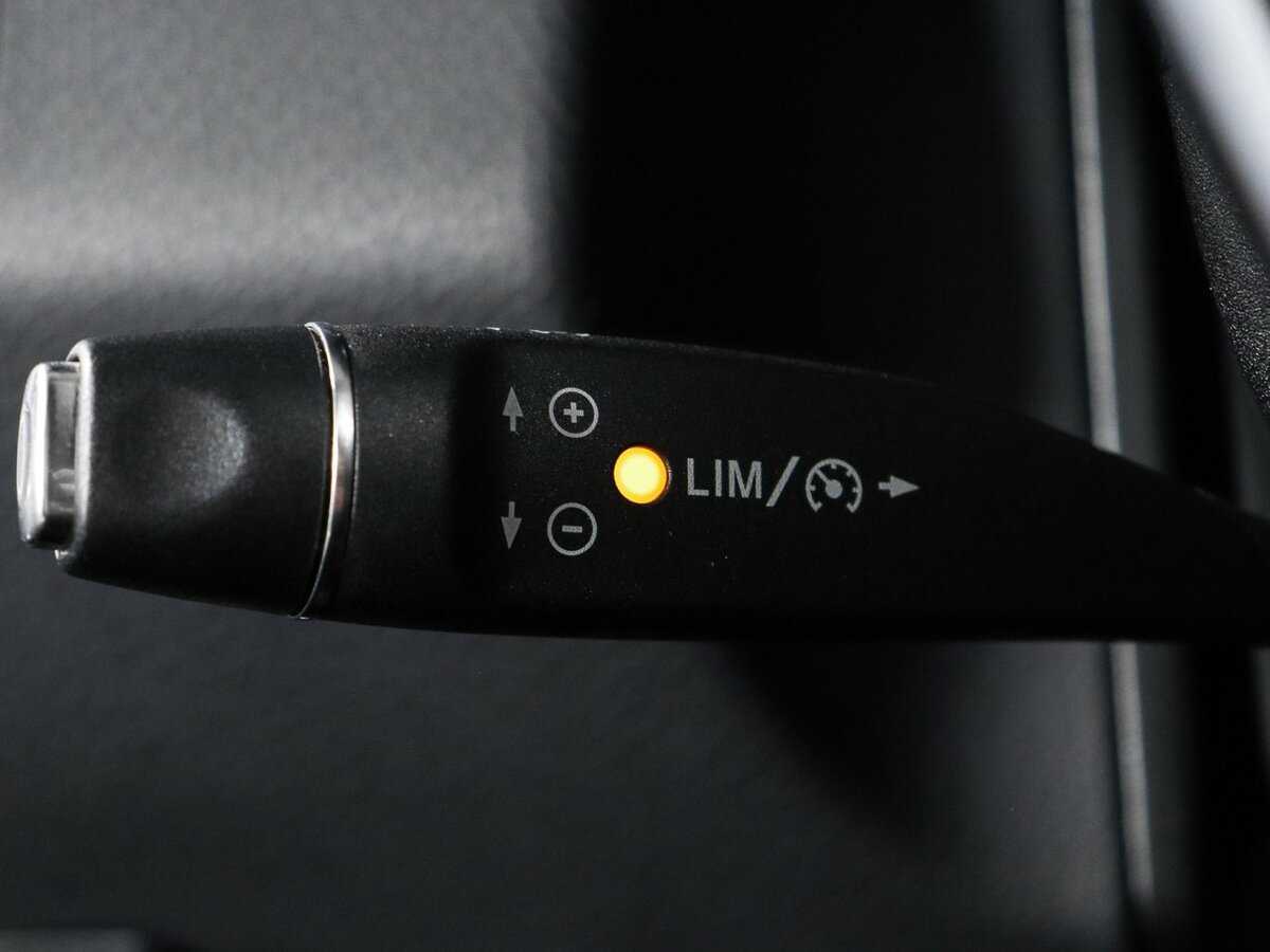 Mercedes-Benz E-Класс 200, 2015 Фото №22