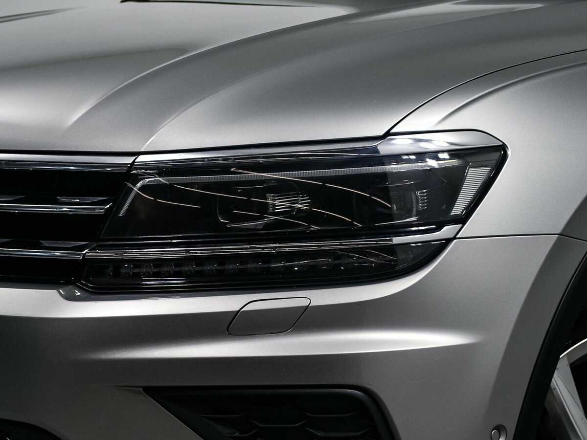 Volkswagen Tiguan, 2020 Фото №12