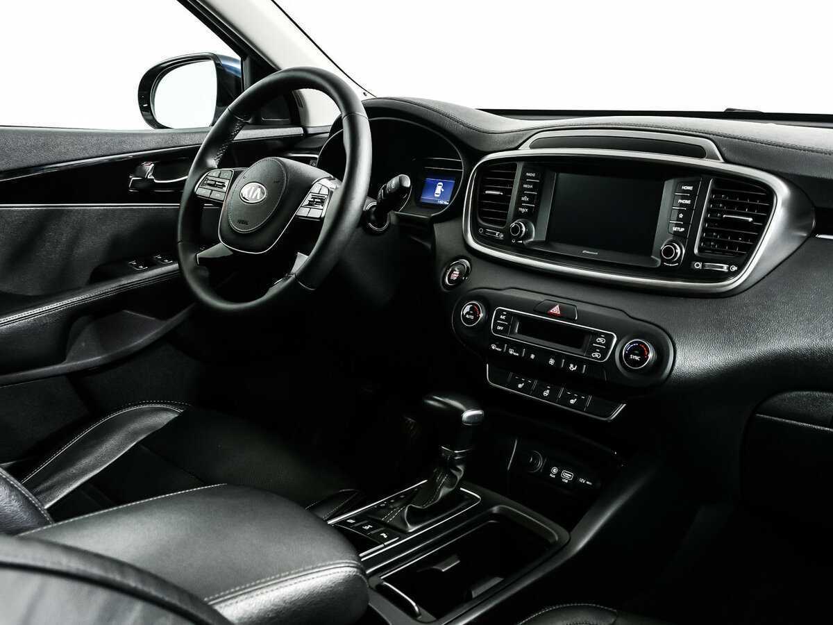 Kia Sorento, 2018 Фото №9
