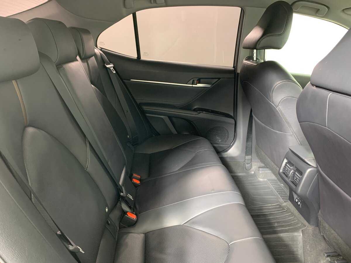 Toyota Camry, 2020 Фото №18