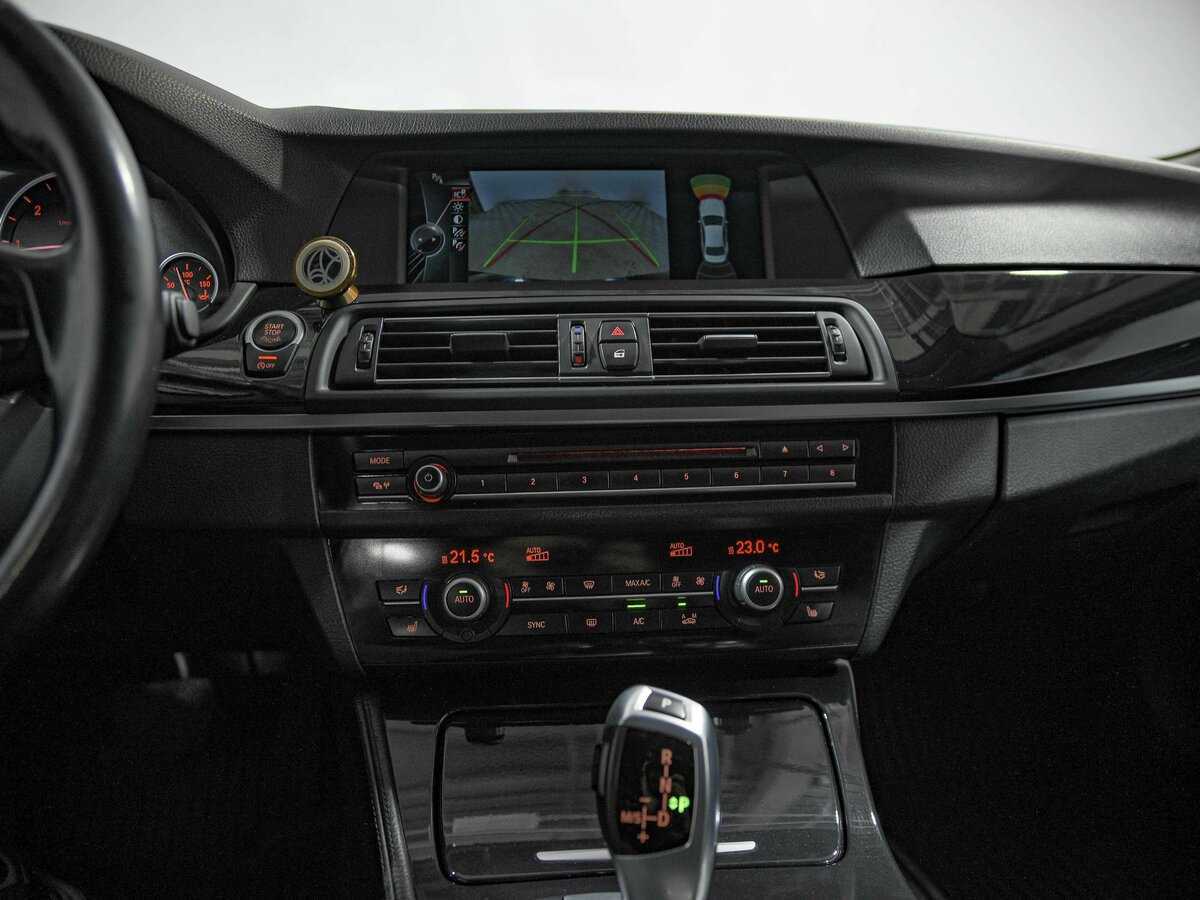 BMW 5 серии 525d xDrive, 2014 Фото №11
