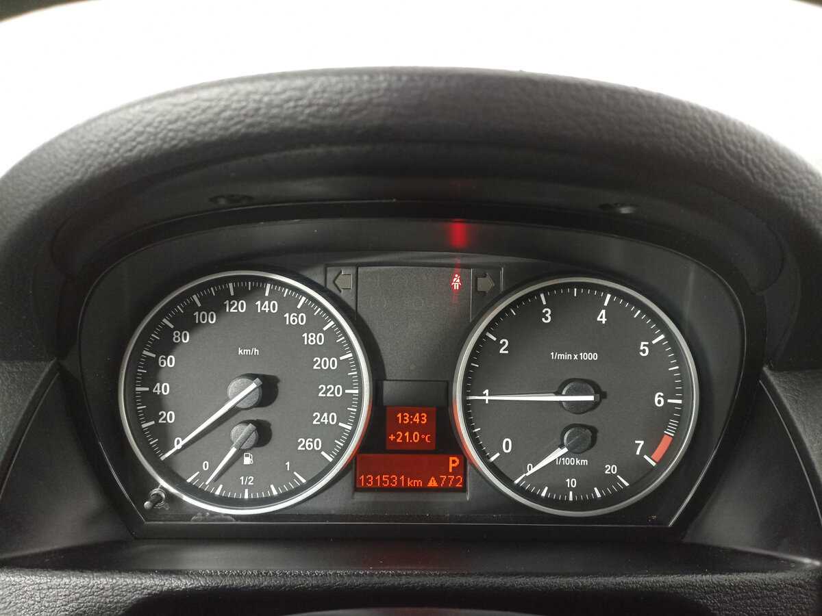 BMW X1 18i, 2014 Фото №11