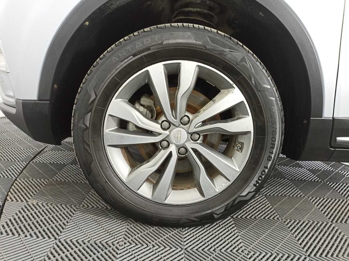 Geely Atlas, 2018 Фото №18