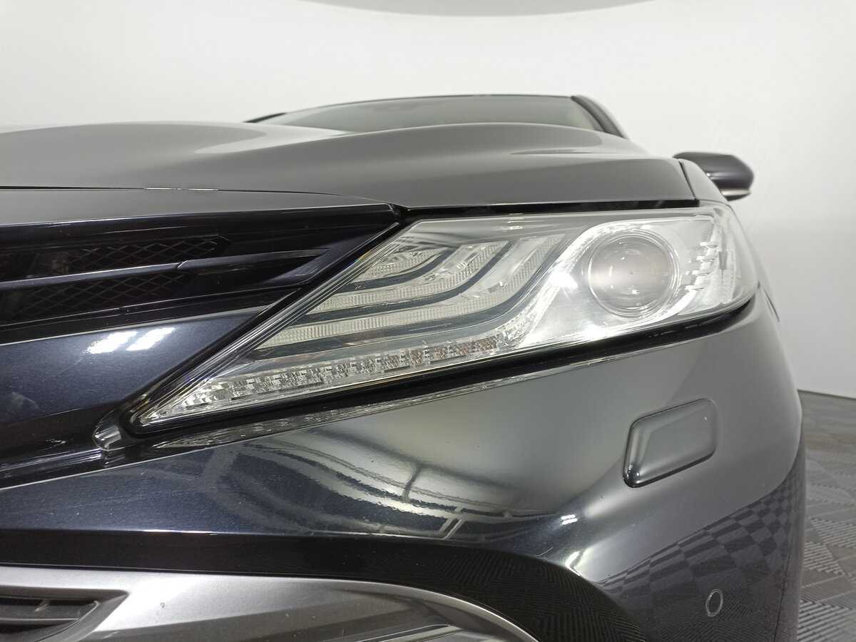 Toyota Camry, 2020 Фото №17