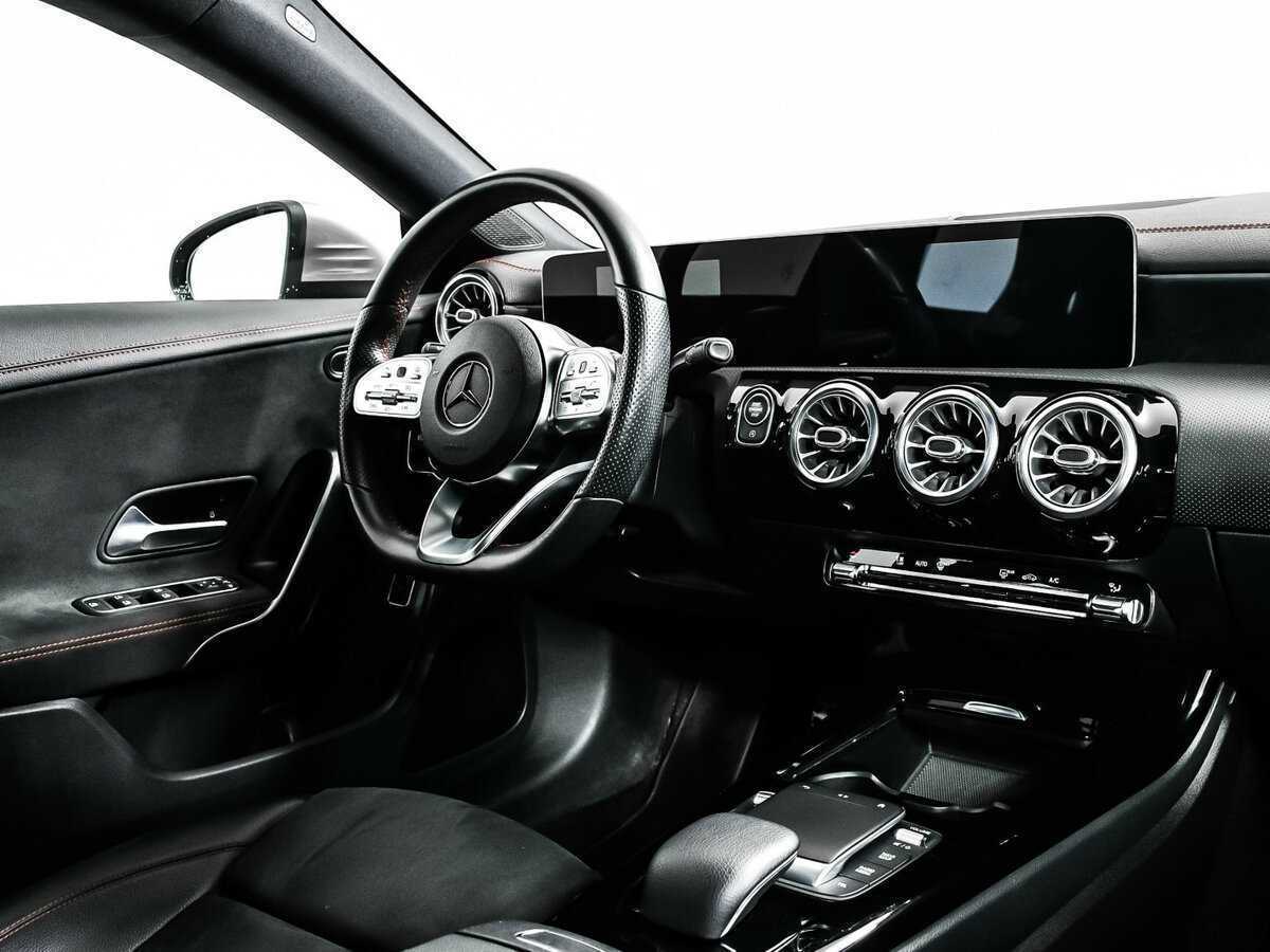 Mercedes-Benz CLA 200, 2020 Фото №9