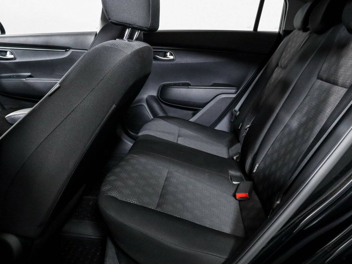 Kia Rio X-Line, 2020 Фото №10