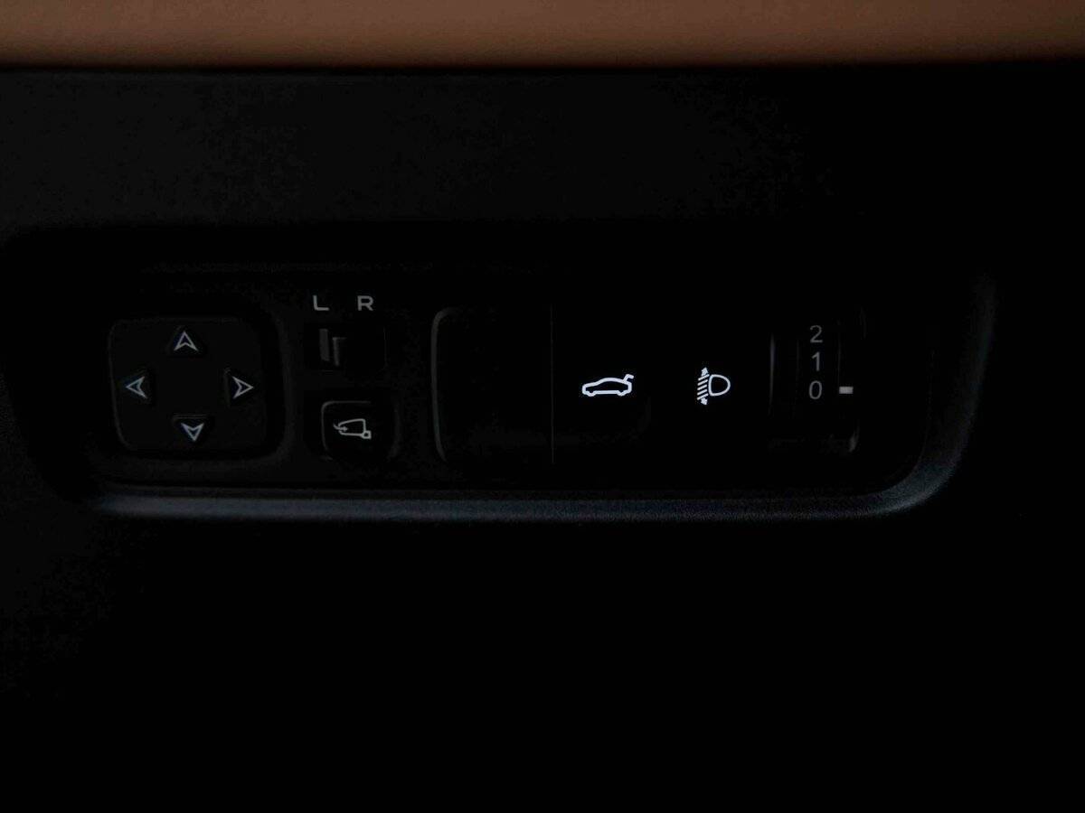 Changan UNI-V, 2024 Фото №21