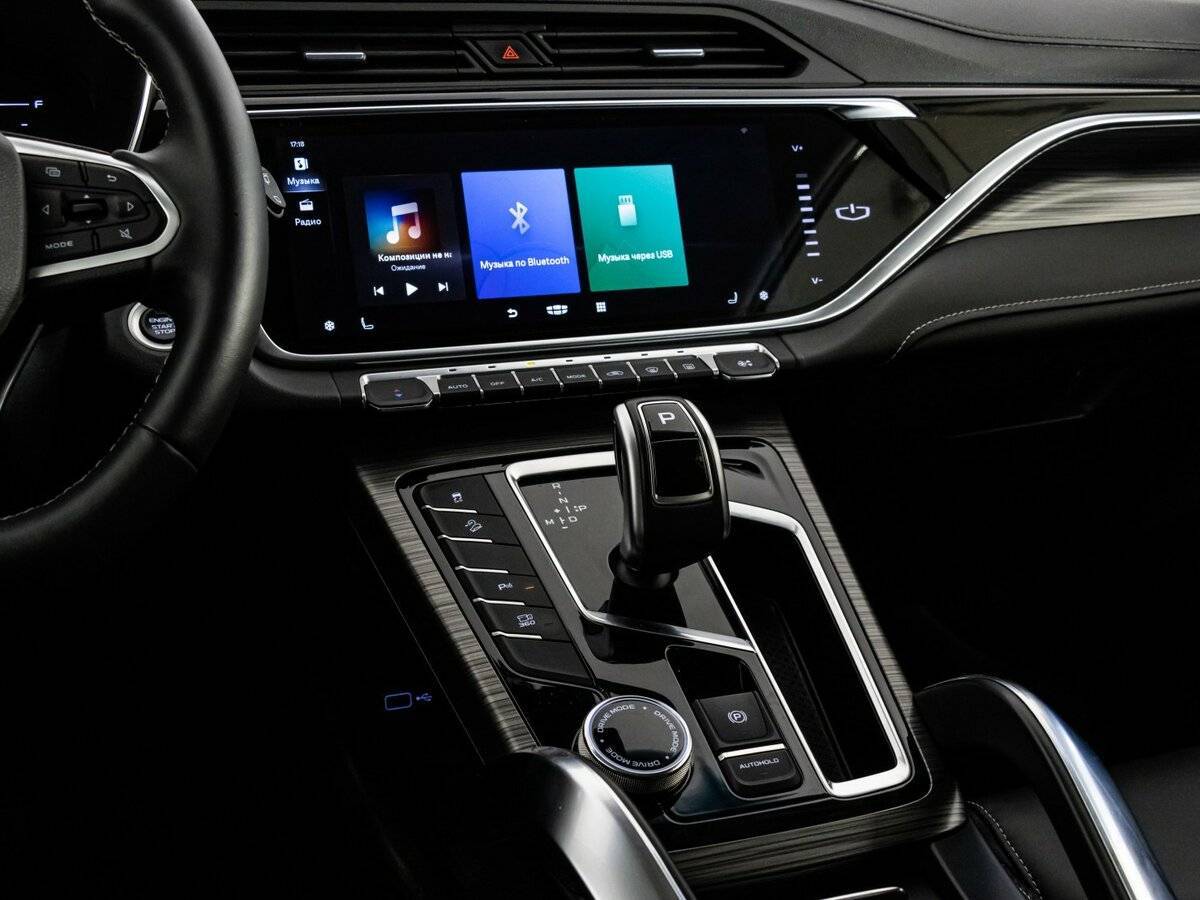 Geely Atlas Pro, 2023 Фото №13