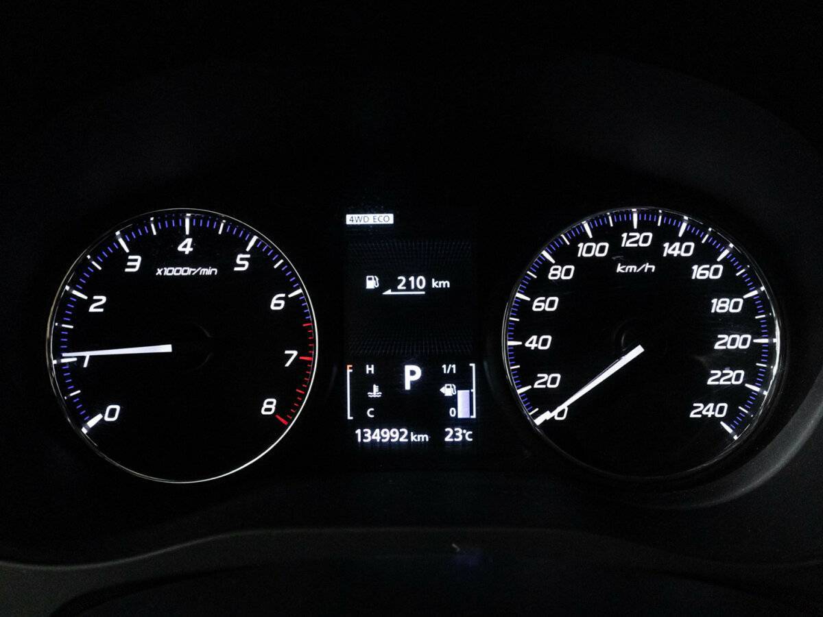 Mitsubishi Outlander, 2017 Фото №12