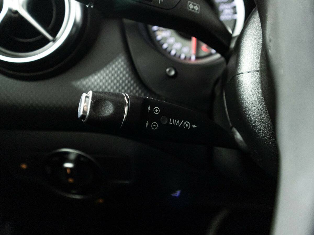 Mercedes-Benz A-Класс 180, 2013 Фото №18