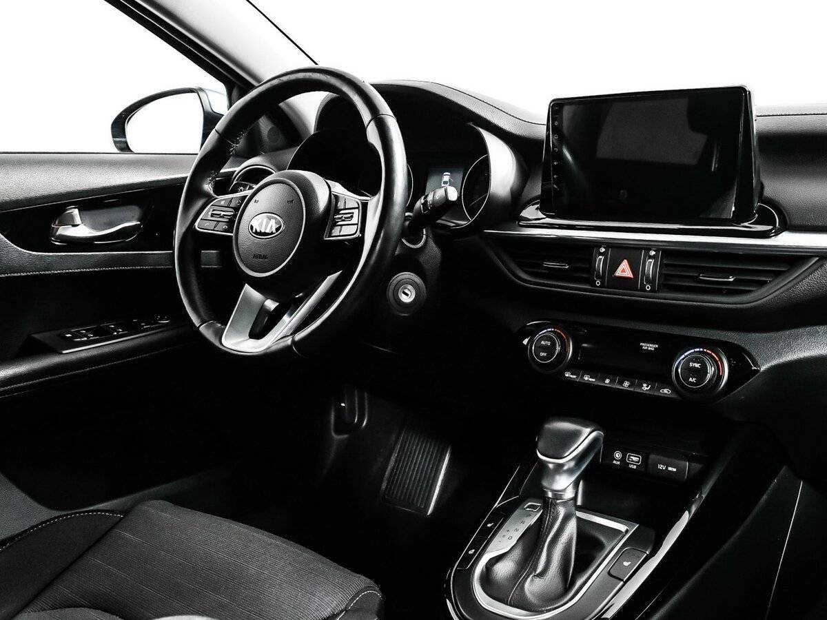 Kia Cerato, 2018 Фото №9