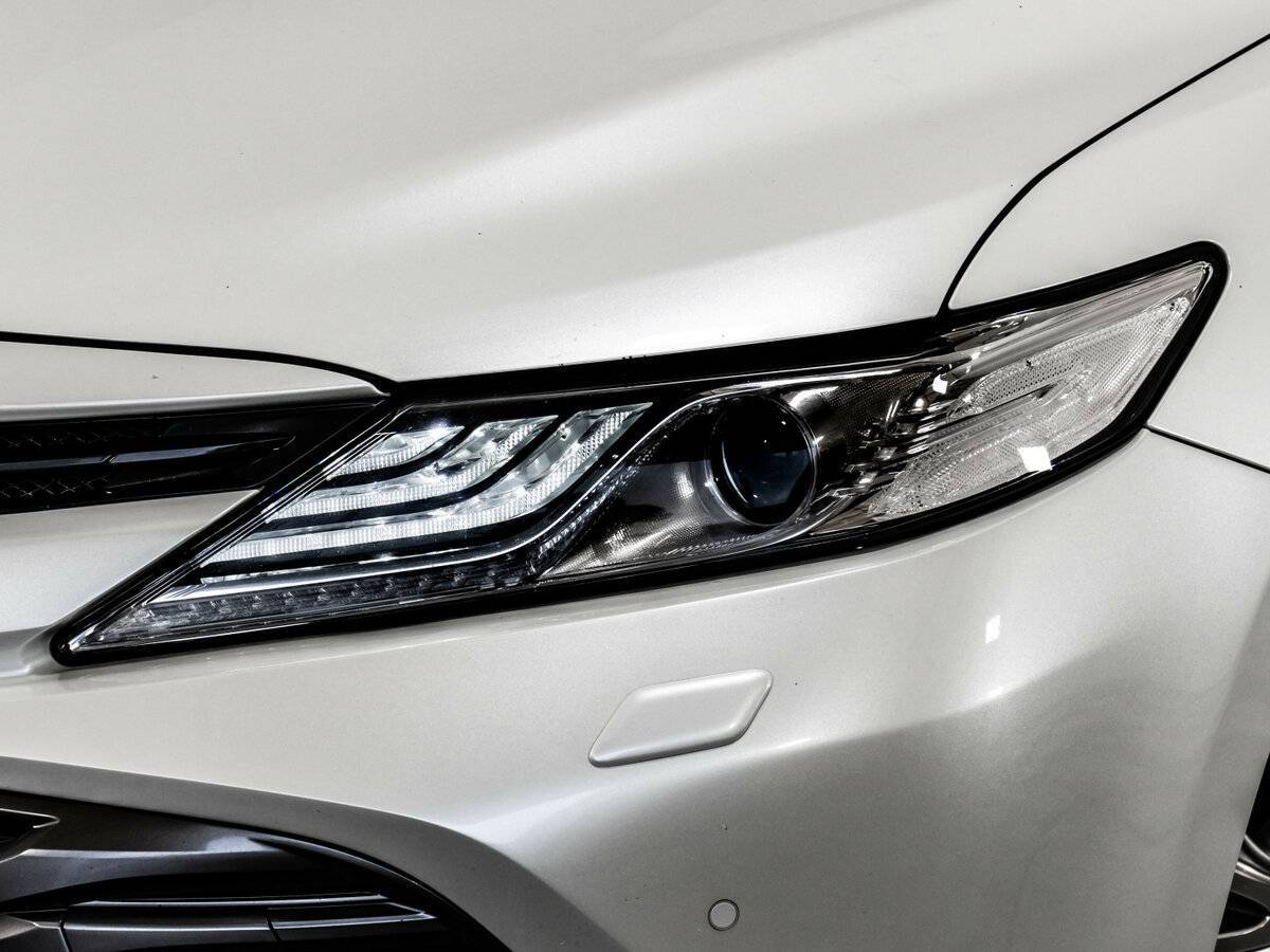 Toyota Camry, 2018 Фото №9