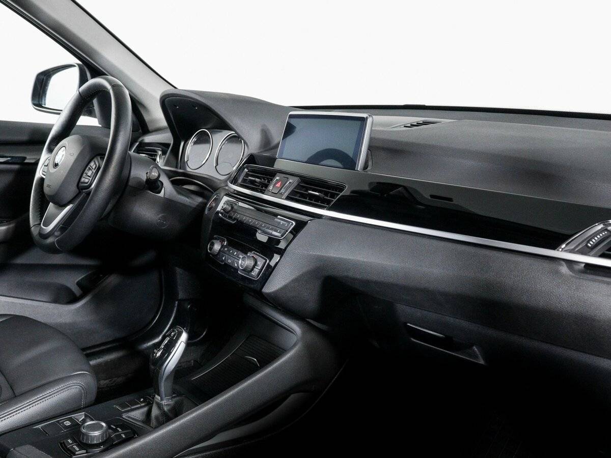 BMW X1 18i sDrive, 2021 Фото №9