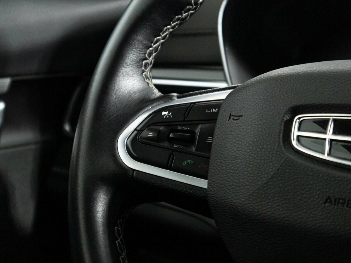 Geely Atlas Pro, 2023 Фото №23