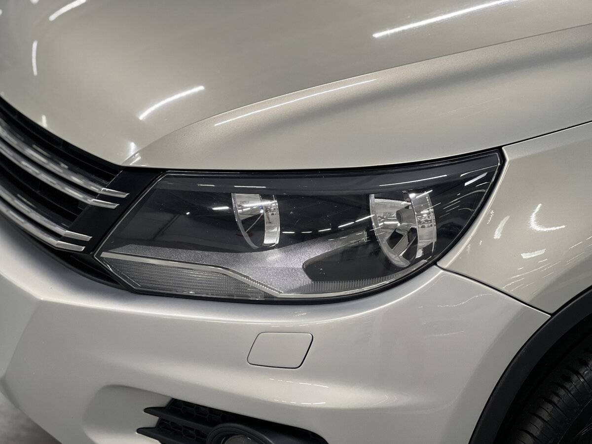 Volkswagen Tiguan, 2012 Фото №17