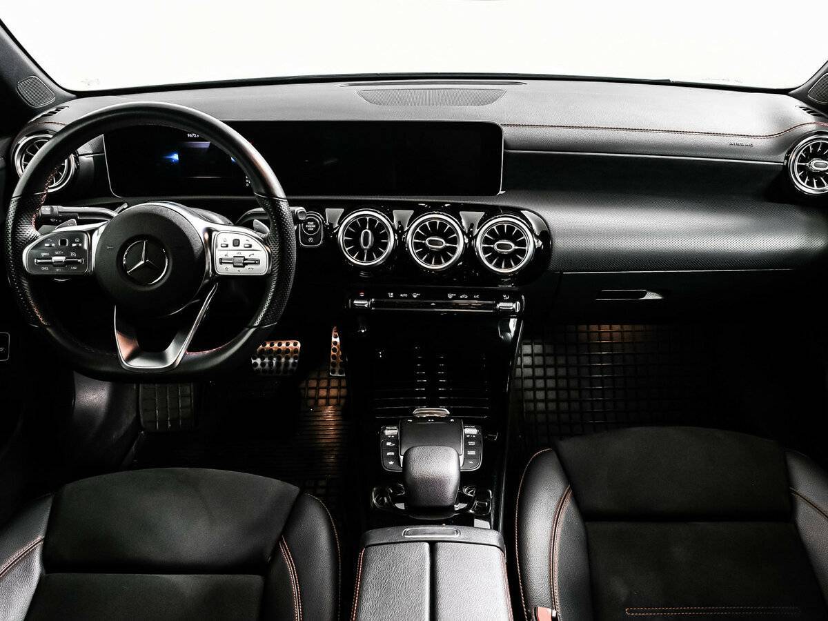 Mercedes-Benz CLA 200, 2020 Фото №11